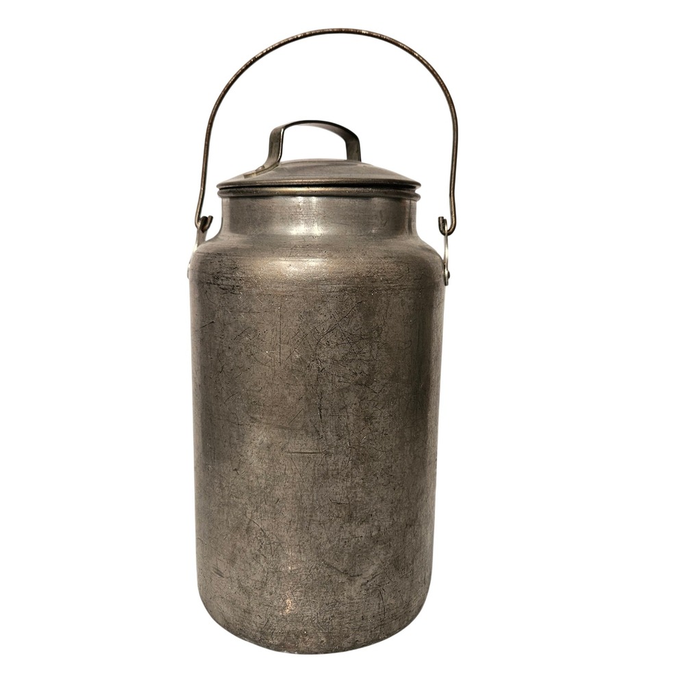 Essex Milk Can 4 Quart Silver Vintage Aluminum Farmhouse Pail with Lid